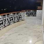 شقة فندقية ٢٥٠ متر في ارقي مكان بالهرم