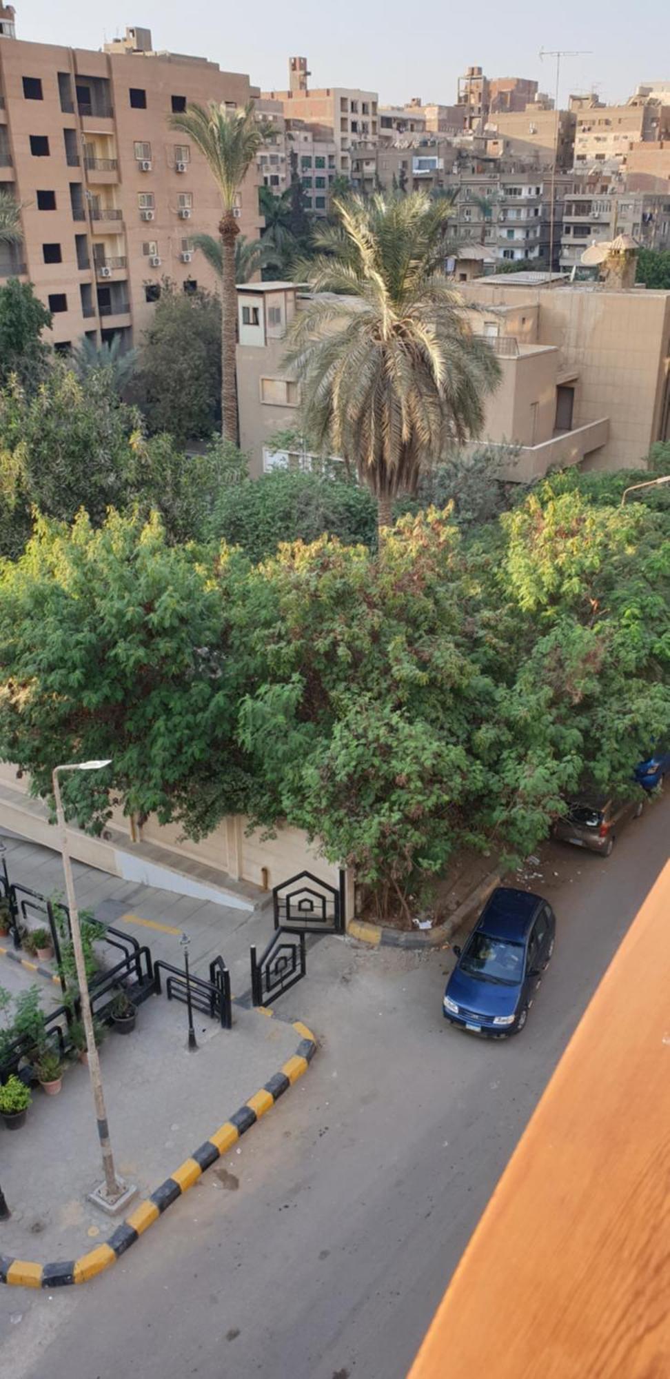 Apartment ٢٥٠ متر في ارقي مكان بالهرم Cairo